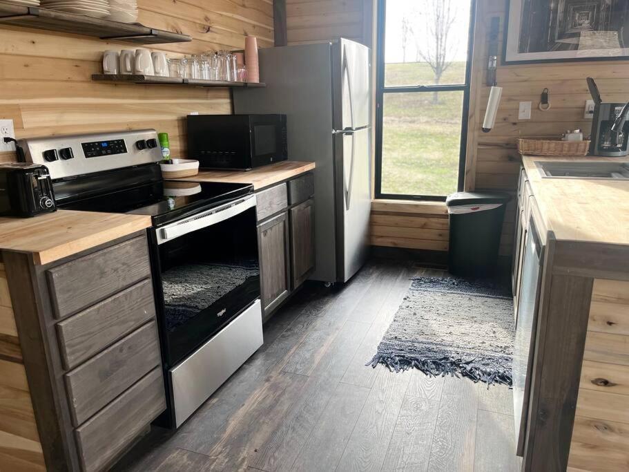 Bourbon Barrel Cottages #1 Of 5 On Kentucky Trail Lawrenceburg Екстериор снимка